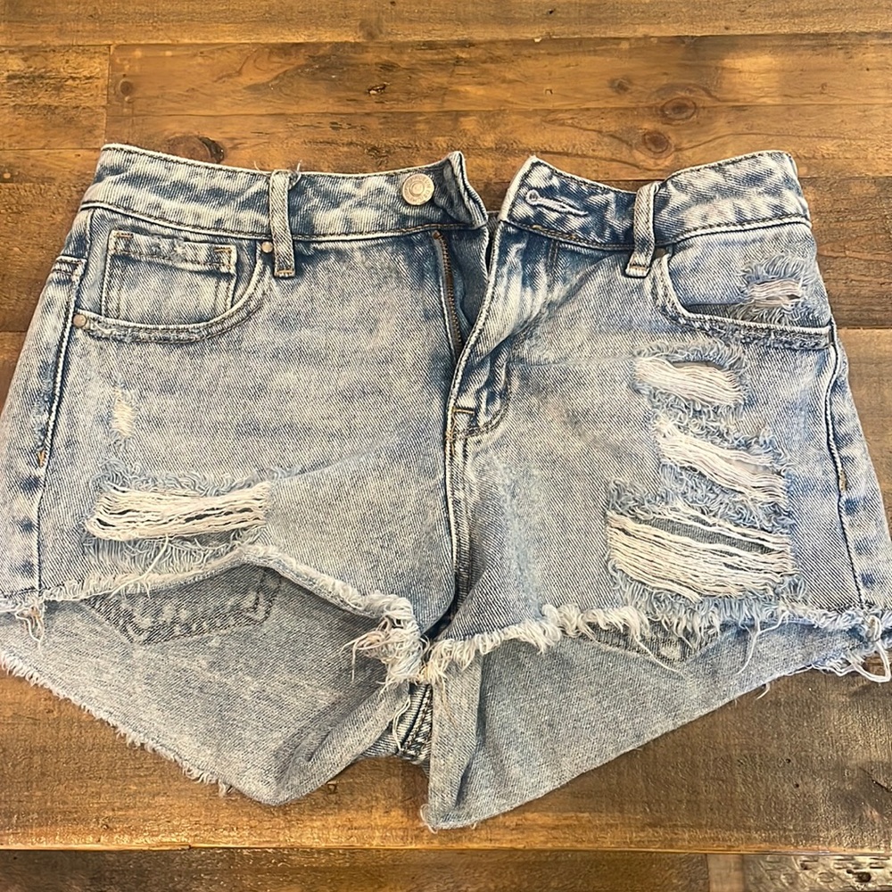PacSun Size 25 High rise festival shorts